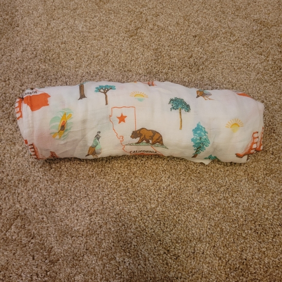 Baby swaddle - Picture 1 of 2
